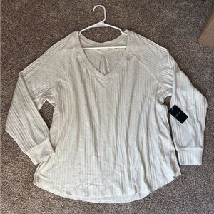Lucky Brand Women’s Long Sleeve ribbed tee